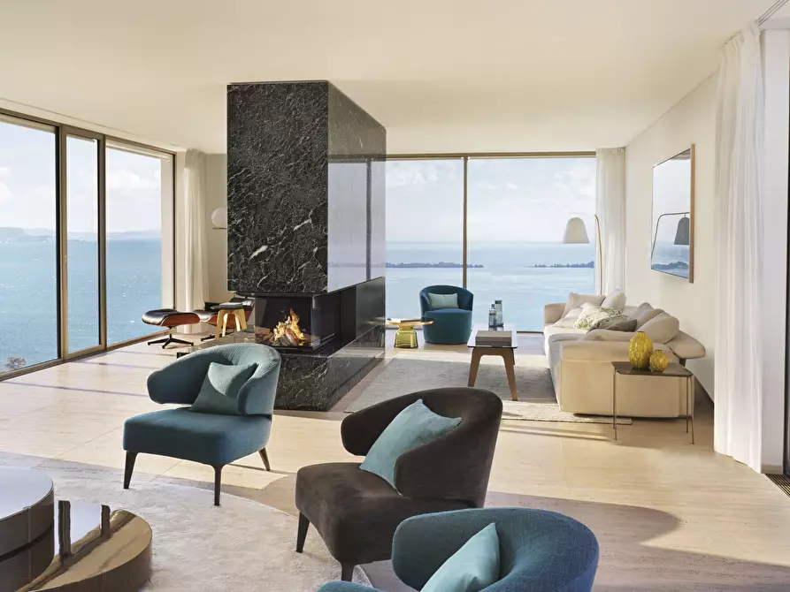 Immagine 11 di Villa in vendita  in via belvedere a Salò