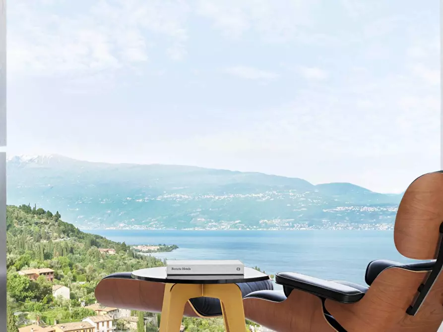 Immagine 14 di Villa in vendita  in via belvedere a Salò