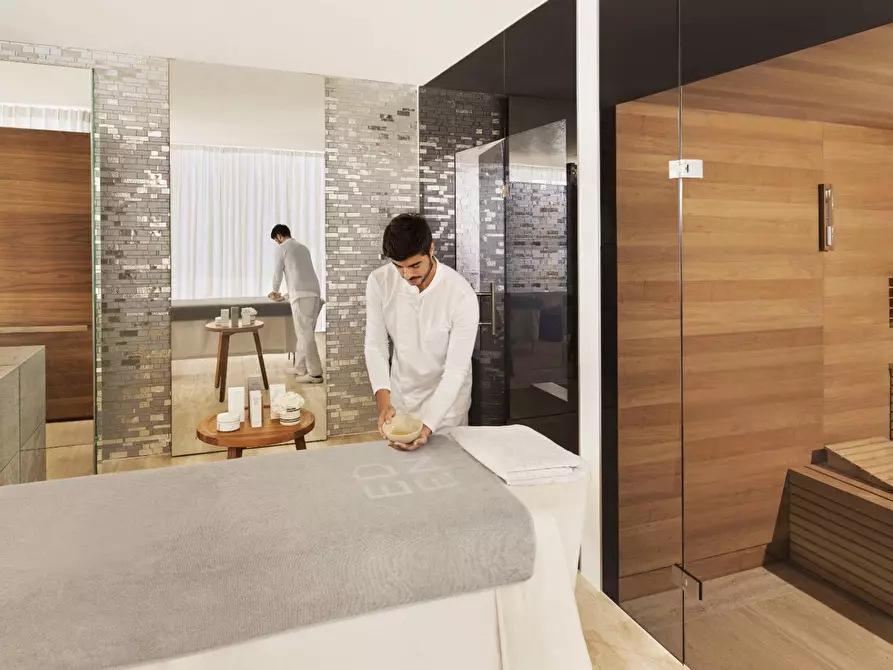 Immagine 13 di Villa in vendita  in via belvedere a Salò