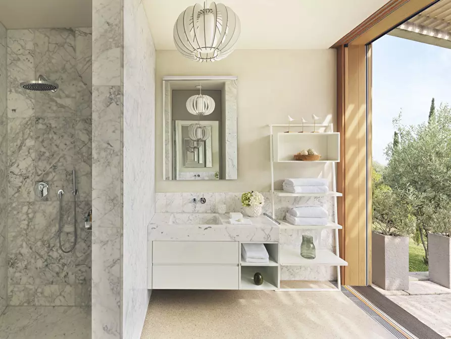 Immagine 27 di Villa in vendita  in via belvedere a Salò