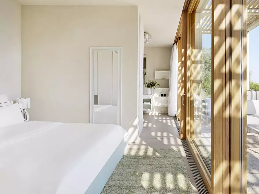 Immagine 11 di Villa in vendita  in via belvedere a Salò