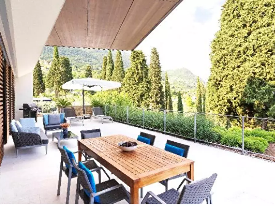 Immagine 13 di Villa in vendita  in via belvedere a Salò