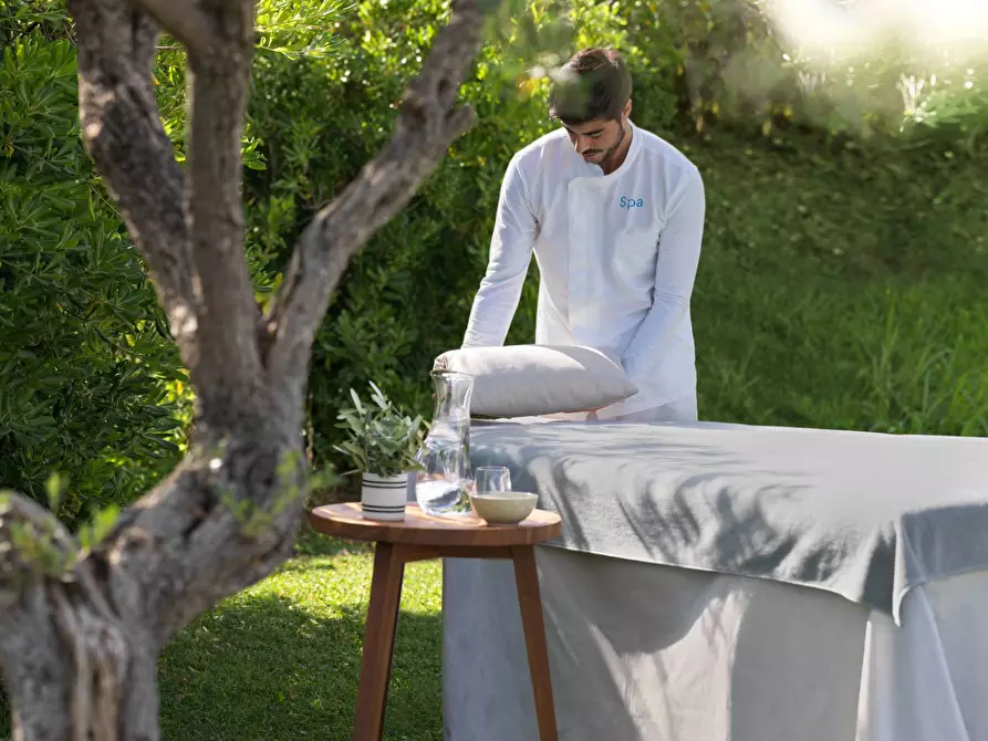 Immagine 8 di Villa in vendita  in via belvedere a Salò