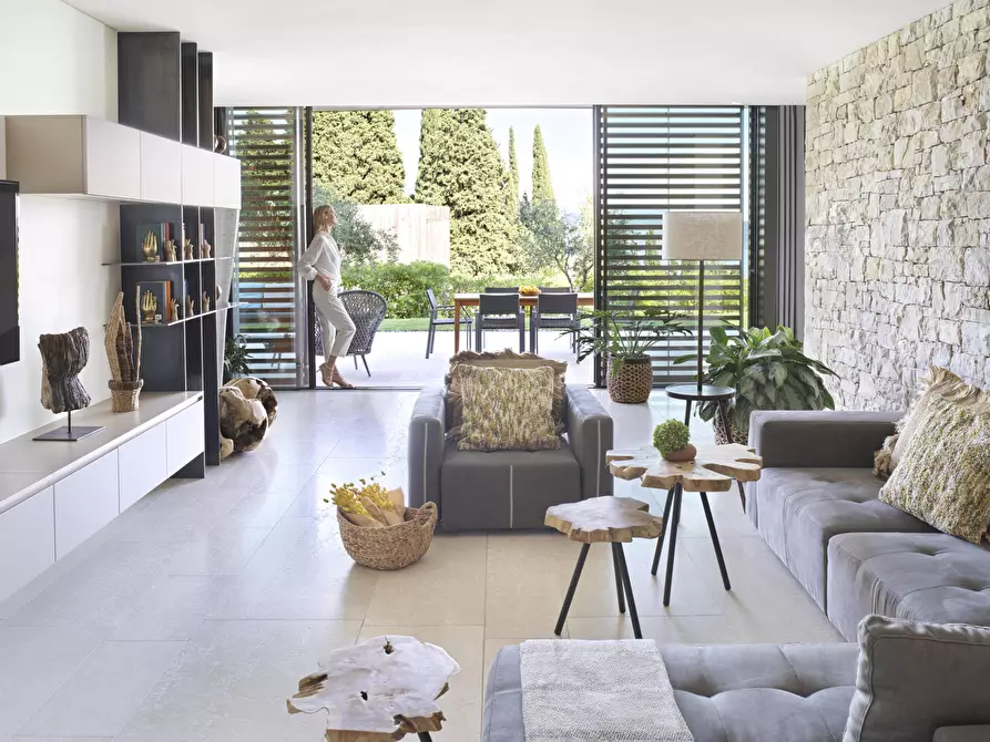 Immagine 12 di Villa in vendita  in via belvedere a Salò