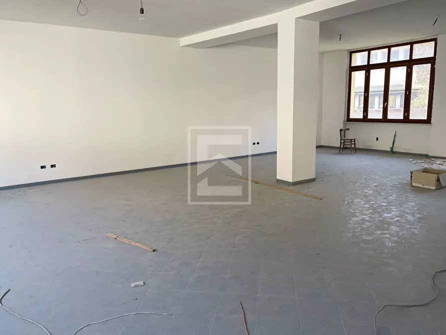 Immagine 4 di Ufficio in vendita  in via trento a Toscolano-Maderno