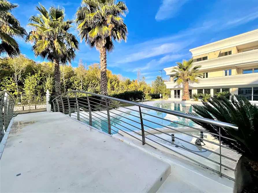 Immagine 20 di Appartamento in vendita  in Via Giuseppe di Vittorio a Desenzano Del Garda