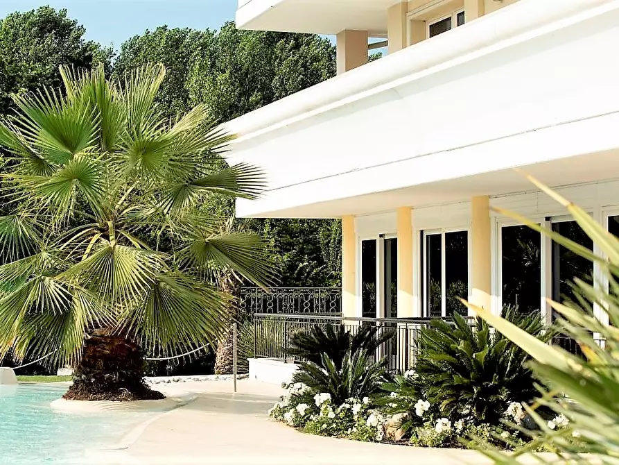 Immagine 21 di Appartamento in vendita  in via commissario palatucci a Desenzano Del Garda