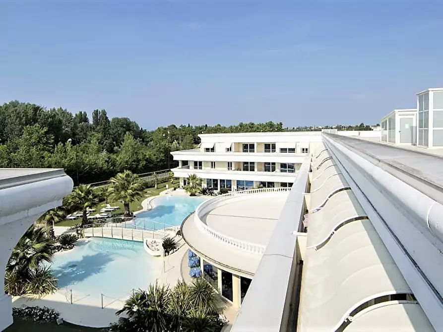 Immagine 28 di Appartamento in vendita  in via commissario palatucci a Desenzano Del Garda