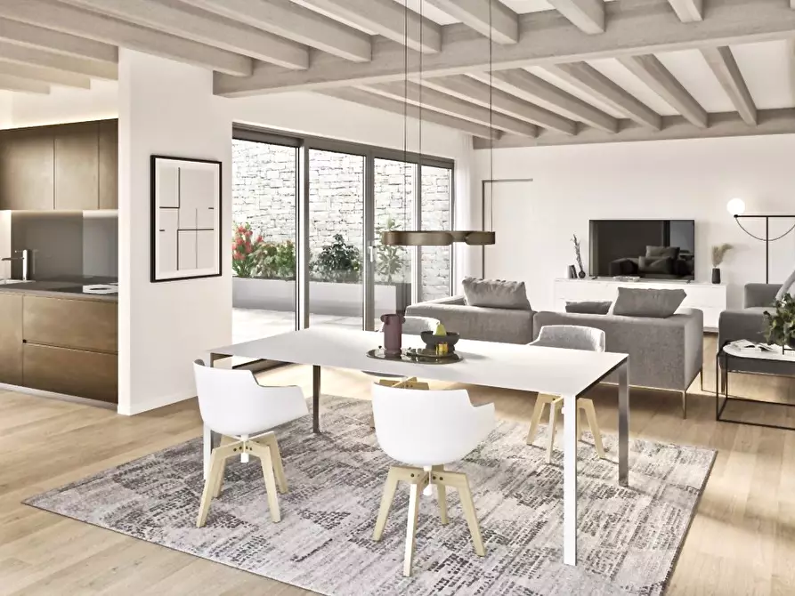 Immagine 30 di Villa in vendita  in Via Lavagnone a Desenzano Del Garda