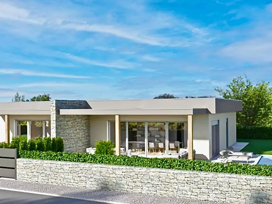 Immagine 25 di Villa in vendita  in Via Lavagnone a Desenzano Del Garda