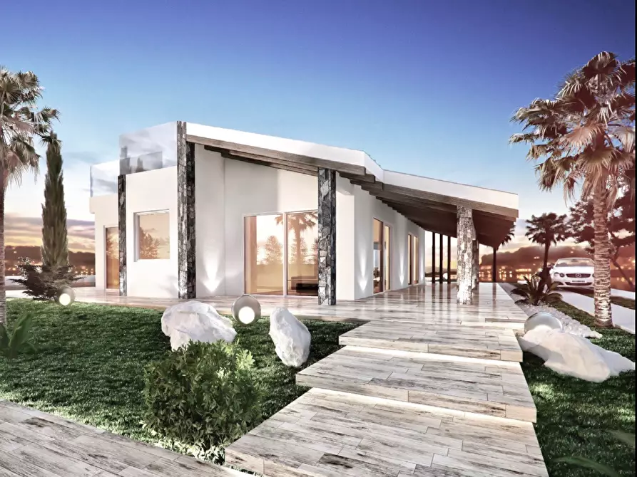 Immagine 21 di Villa in vendita  in Via Lavagnone a Desenzano Del Garda