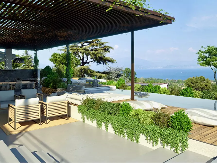 Immagine 21 di Villa in vendita  in via Barcuzzi a Padenghe Sul Garda