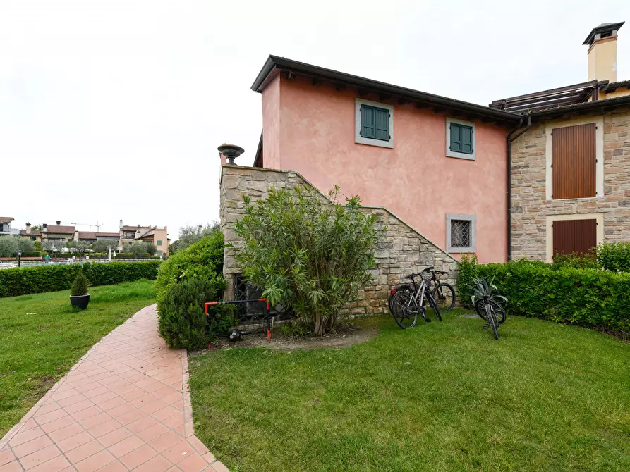Immagine 20 di Appartamento in vendita  in Località Sermana a Peschiera Del Garda