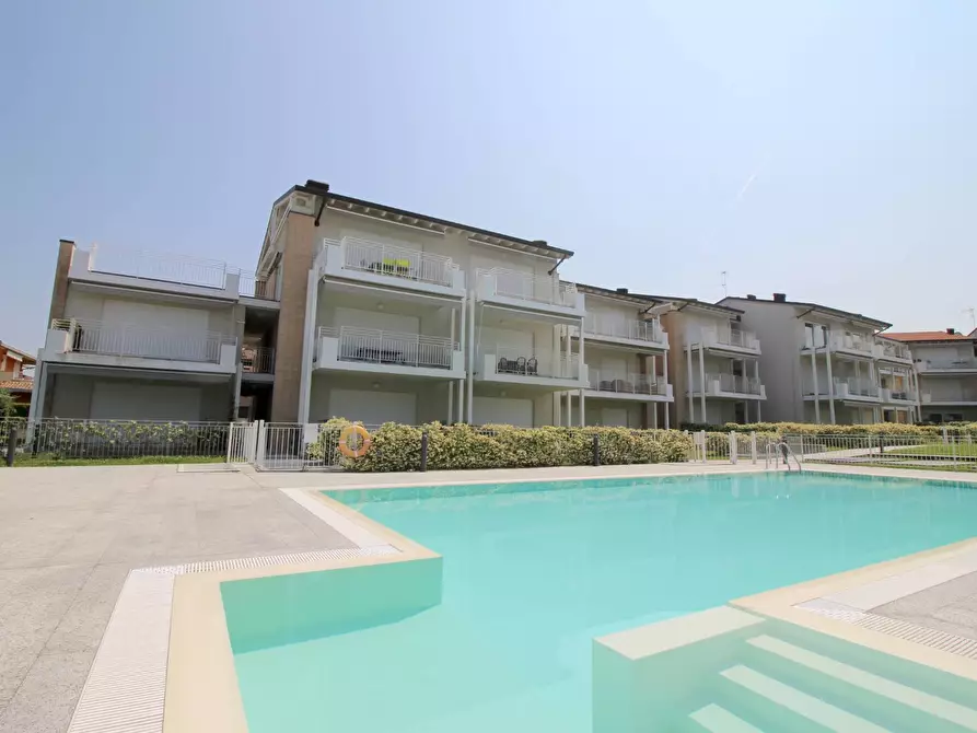 Immagine 28 di Appartamento in vendita  in via Coorti Romane a Sirmione