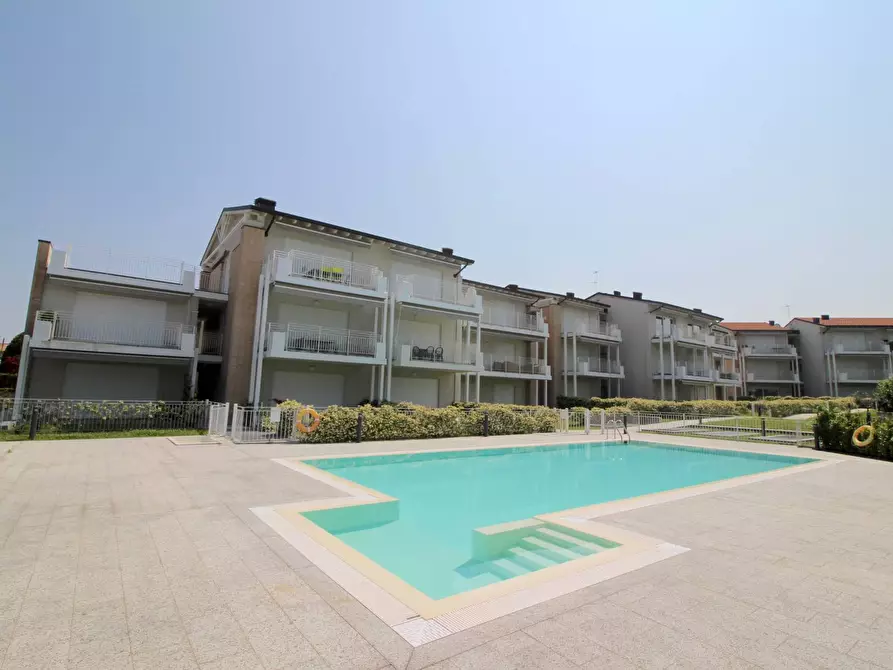 Immagine 30 di Appartamento in vendita  in via Coorti Romane a Sirmione