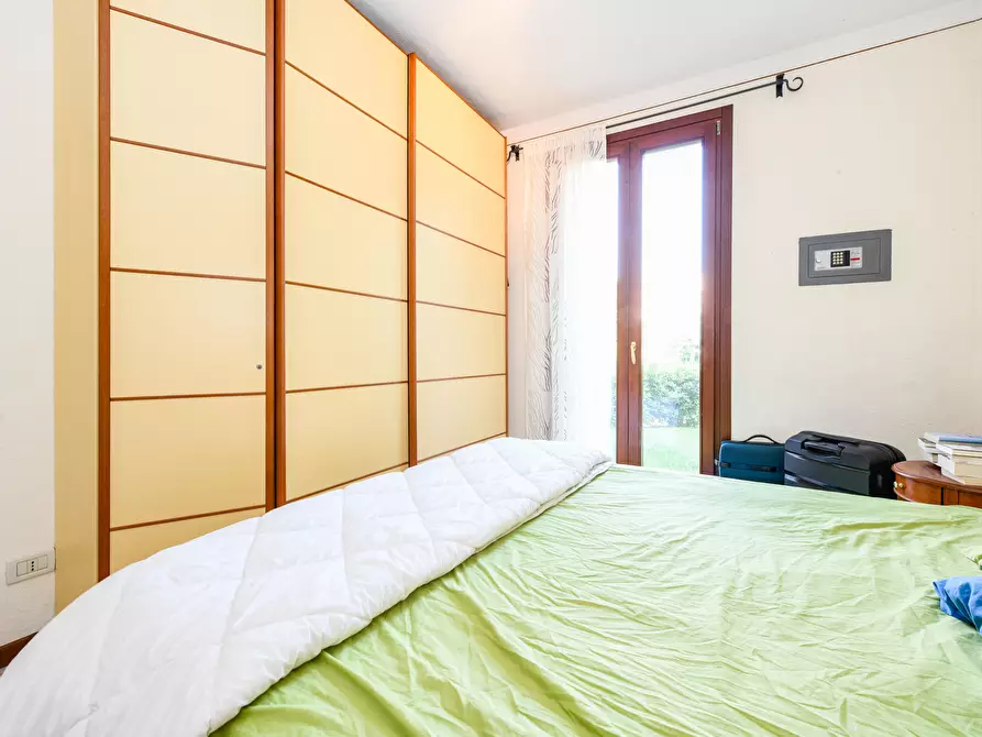 Immagine 14 di Appartamento in vendita  in Località Sermana a Peschiera Del Garda