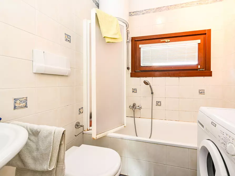 Immagine 16 di Appartamento in vendita  in Località Sermana a Peschiera Del Garda