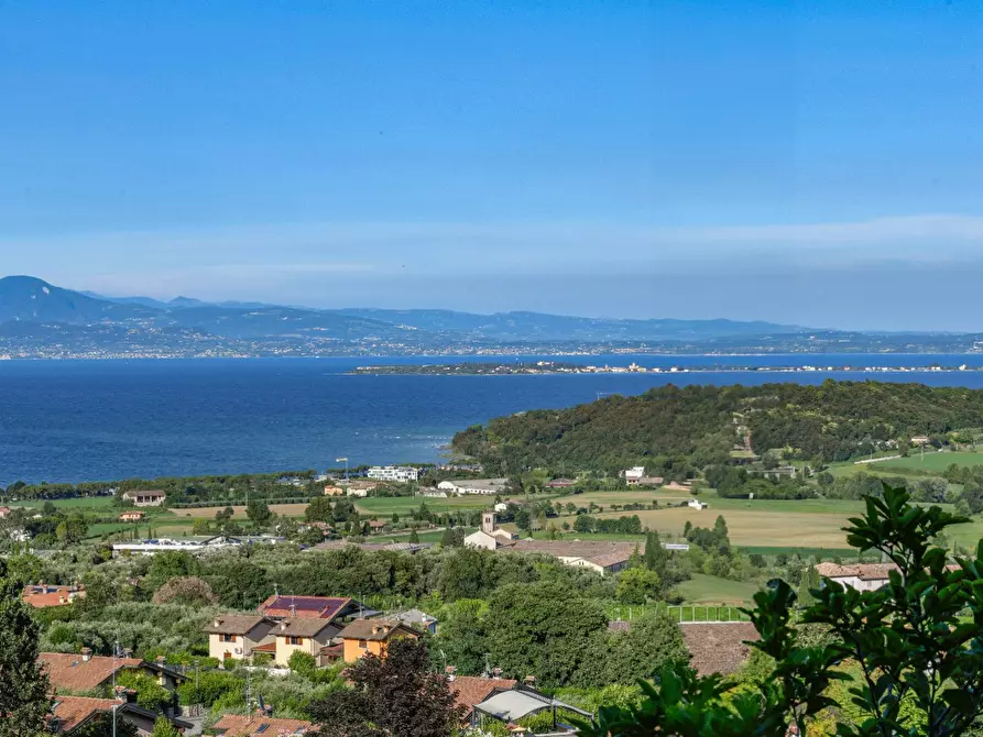 Immagine 12 di Terreno residenziale in vendita  in via barcuzzi a Padenghe Sul Garda