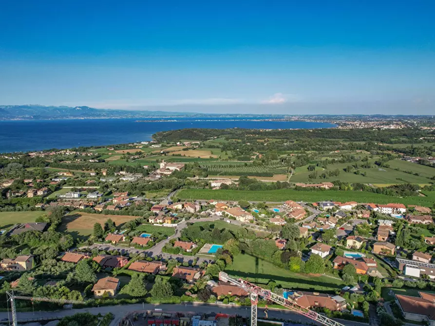 Immagine 18 di Terreno residenziale in vendita  in via barcuzzi a Padenghe Sul Garda