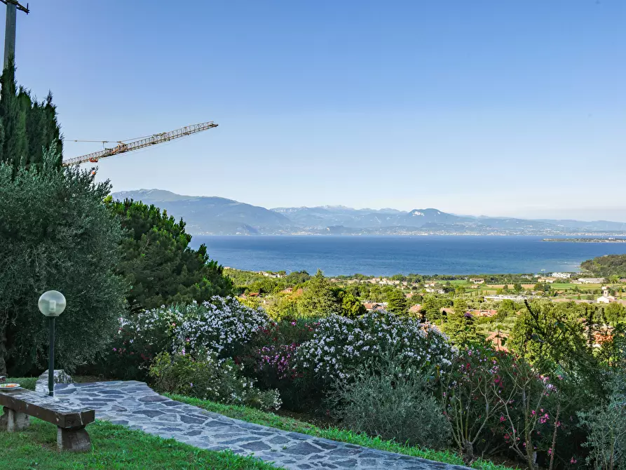 Immagine 19 di Terreno residenziale in vendita  in via barcuzzi a Padenghe Sul Garda