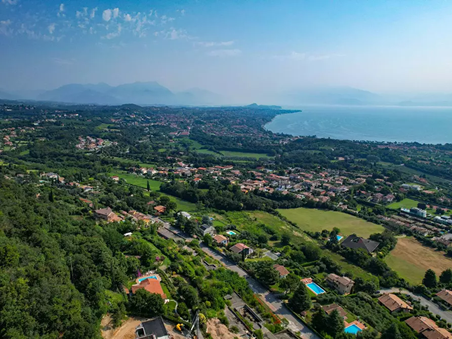 Immagine 24 di Terreno residenziale in vendita  in via barcuzzi a Padenghe Sul Garda