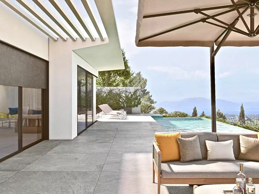 Immagine 5 di Terreno residenziale in vendita  in via barcuzzi a Padenghe Sul Garda