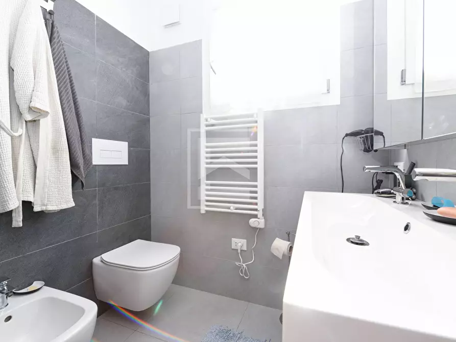 Immagine 20 di Appartamento in vendita  in via primo maggio a Moniga Del Garda