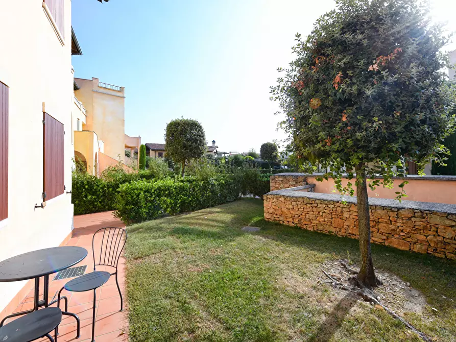 Immagine 20 di Appartamento in vendita  in località sermana a Peschiera Del Garda