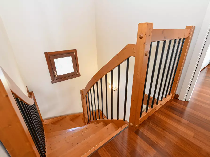 Immagine 10 di Villetta a schiera in vendita  in Località Sermana a Peschiera Del Garda