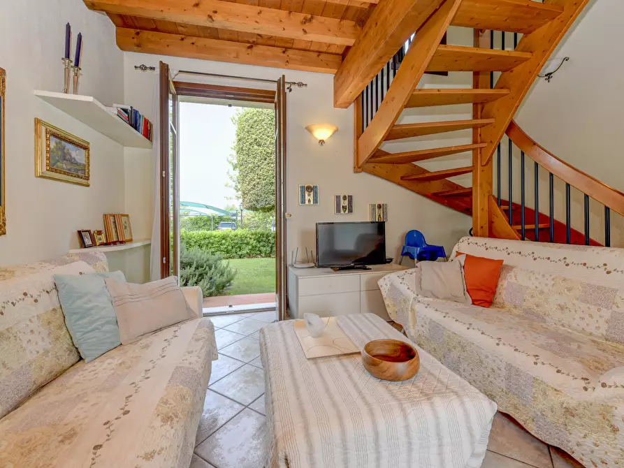 Immagine 3 di Villetta a schiera in vendita  in Località Sermana a Peschiera Del Garda