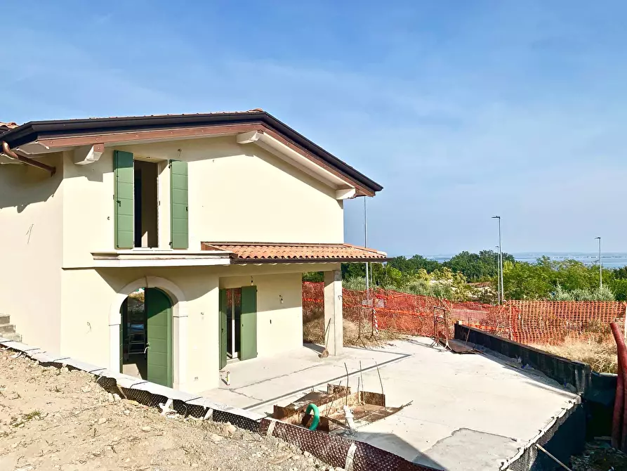 Immagine 1 di Villa in vendita  in Via Soppiadore a Padenghe Sul Garda