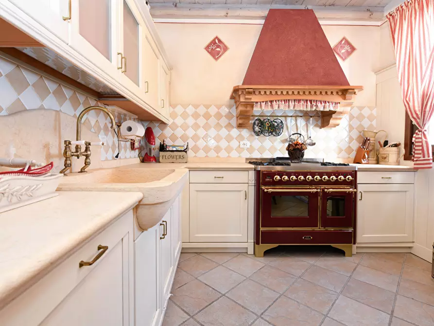 Immagine 3 di Appartamento in vendita  in località sermana a Peschiera Del Garda