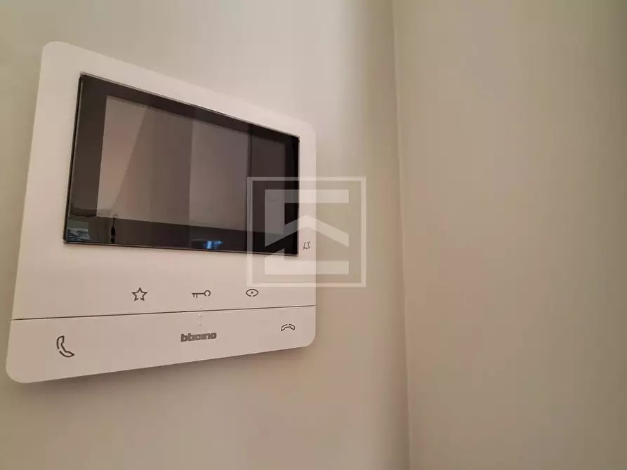 Immagine 13 di Appartamento in vendita  in Via del Vittoriale a Gardone Riviera