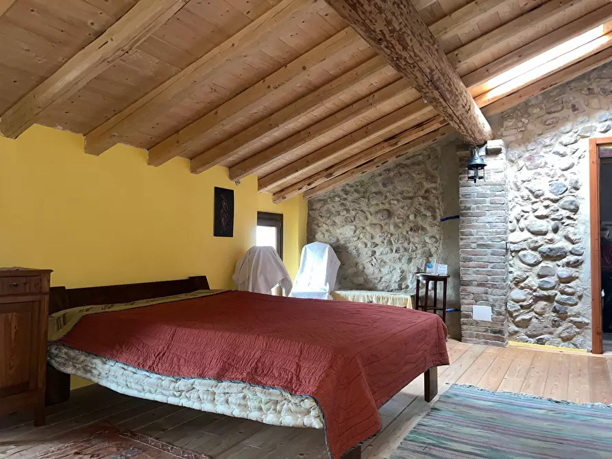 Immagine 21 di Rustico / casale in vendita  in strada sale monzambano a Monzambano