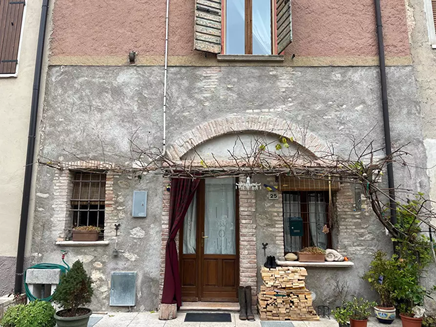 Immagine 30 di Rustico / casale in vendita  in strada sale monzambano a Monzambano