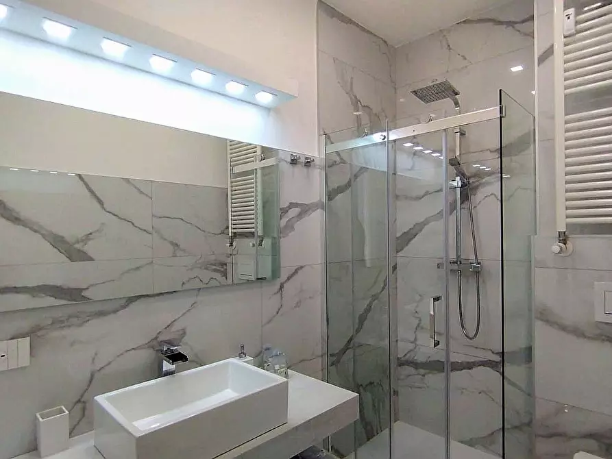 Immagine 6 di Appartamento in vendita  in Via scavi romani a Desenzano Del Garda