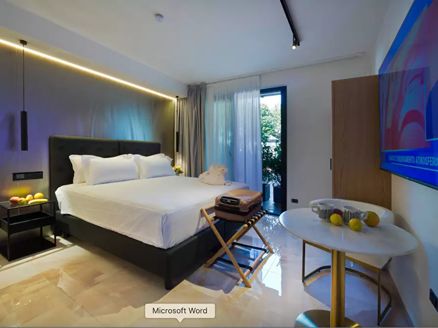 Immagine 24 di Albergo/B&B/Residence in vendita  in via Arici a Sirmione