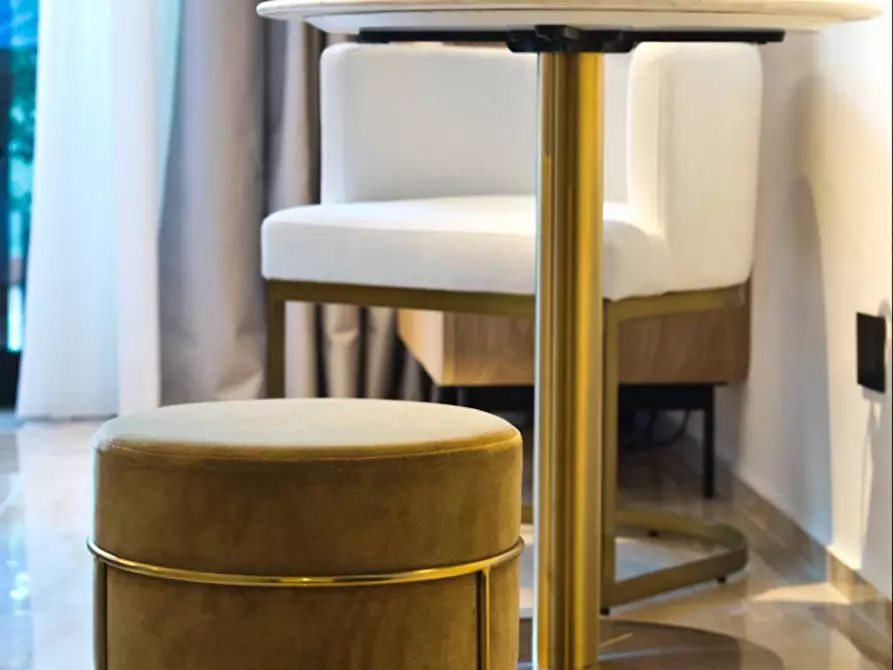 Immagine 20 di Albergo/B&B/Residence in vendita  in via Arici a Sirmione