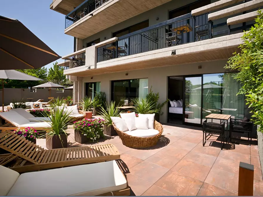 Immagine 22 di Albergo/B&B/Residence in vendita  in via Arici a Sirmione