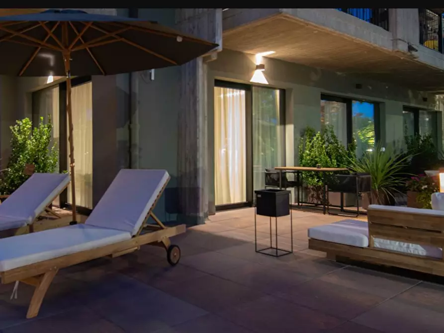 Immagine 18 di Albergo/B&B/Residence in vendita  in via Arici a Sirmione