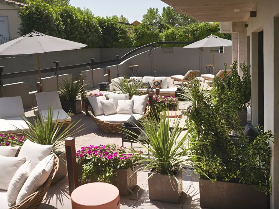 Immagine 4 di Albergo/B&B/Residence in vendita  in via Arici a Sirmione