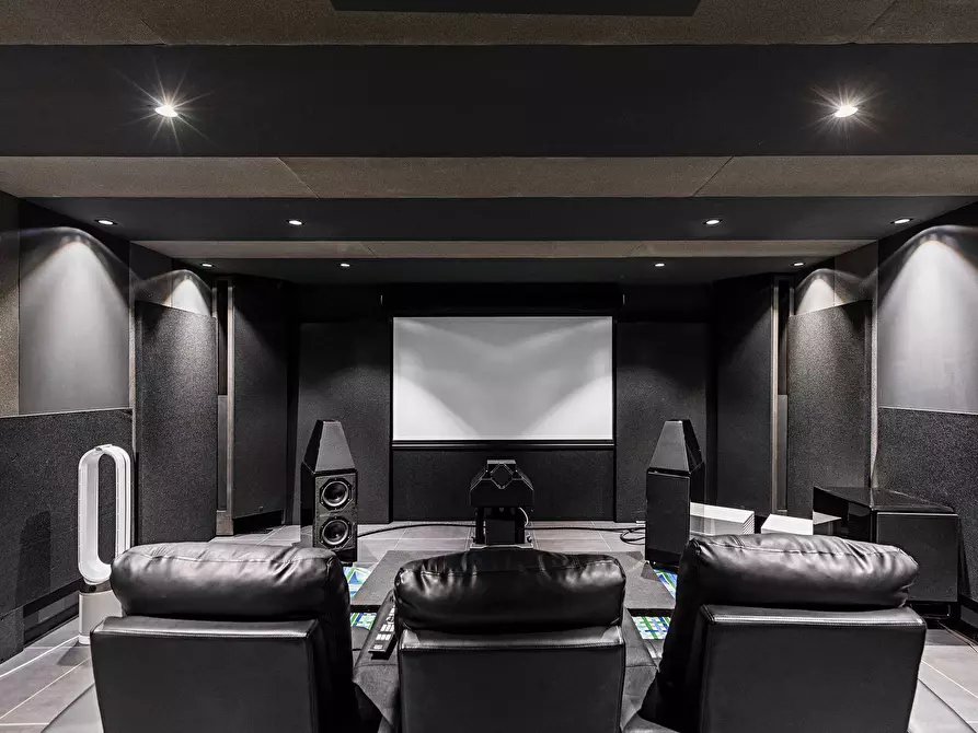 Immagine 17 di Villa in vendita  in Via dei Colli a Soiano Del Lago