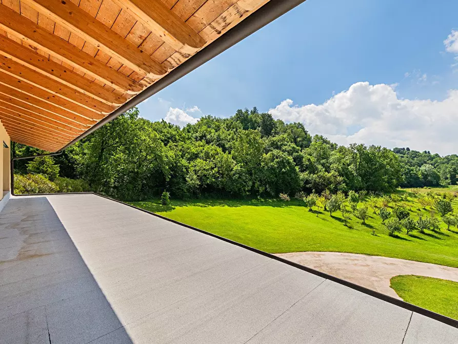 Immagine 24 di Villa in vendita  in Via dei Colli a Soiano Del Lago