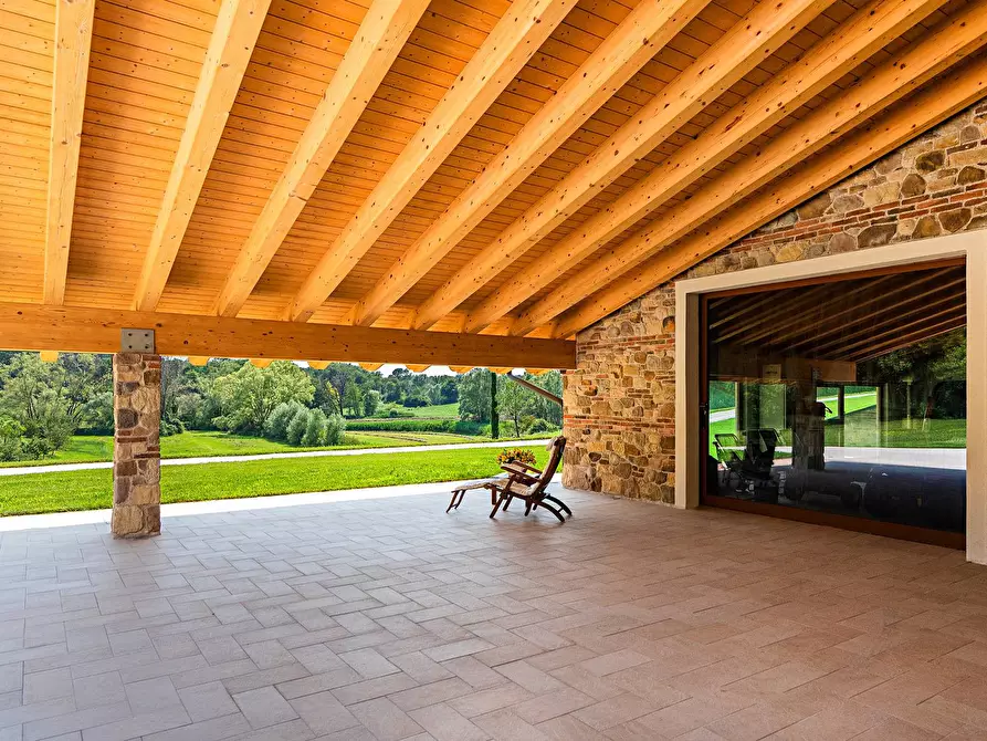 Immagine 5 di Villa in vendita  in Via dei Colli a Soiano Del Lago