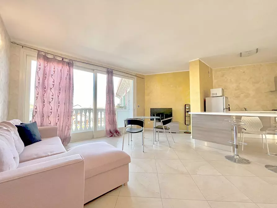 Immagine 13 di Albergo/B&B/Residence in vendita  a Desenzano Del Garda