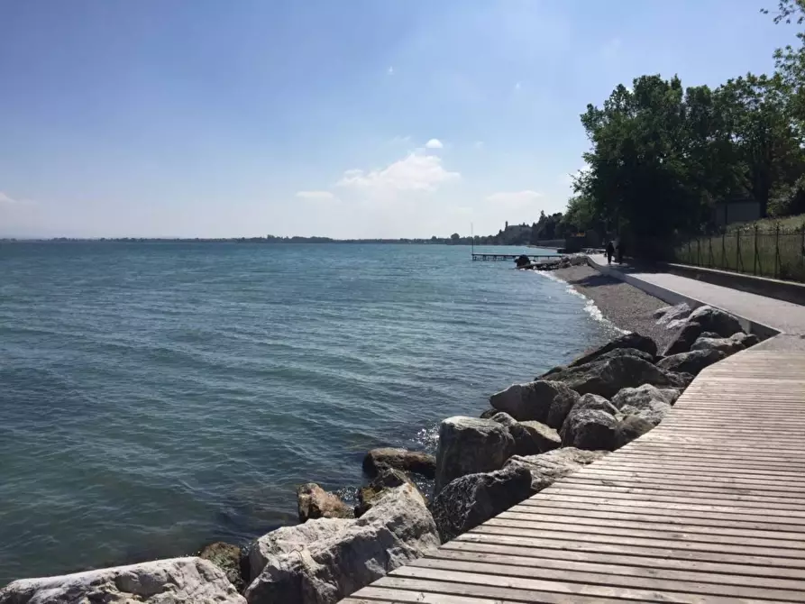 Immagine 17 di Albergo/B&B/Residence in vendita  a Desenzano Del Garda