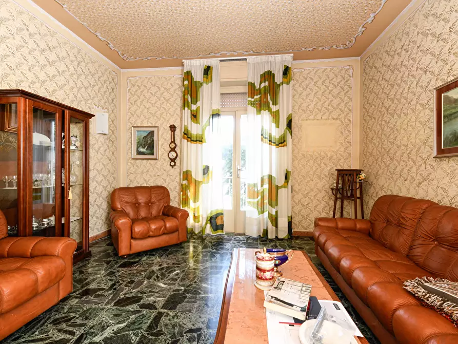 Immagine 7 di Villa in vendita  in Via Dolarici a Desenzano Del Garda