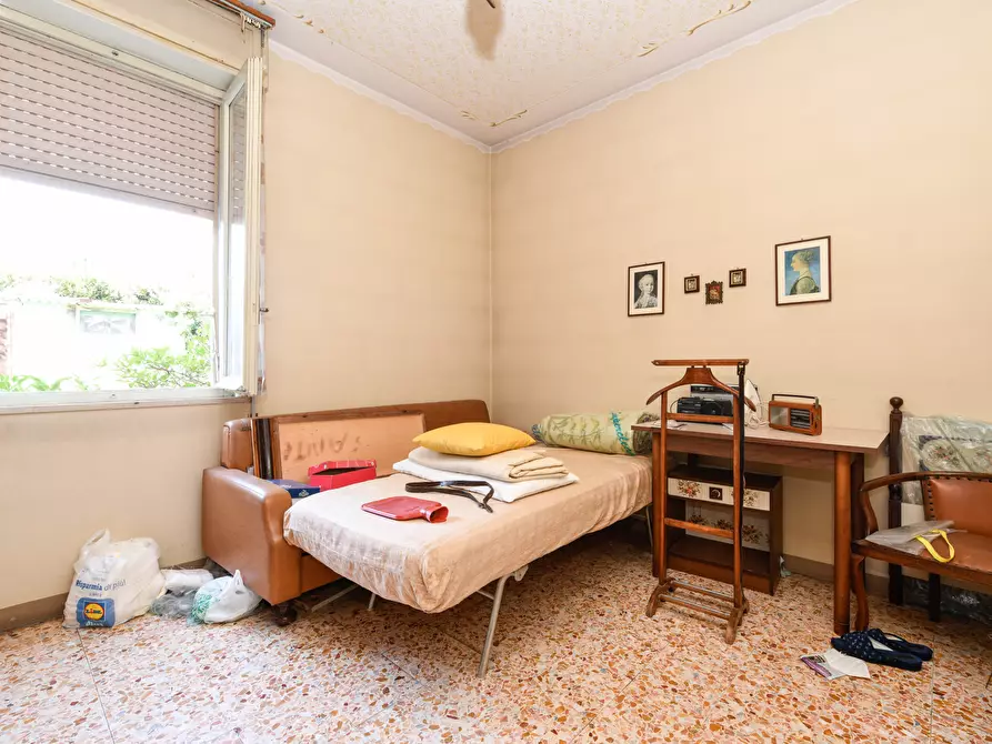 Immagine 14 di Villa in vendita  in Via Dolarici a Desenzano Del Garda