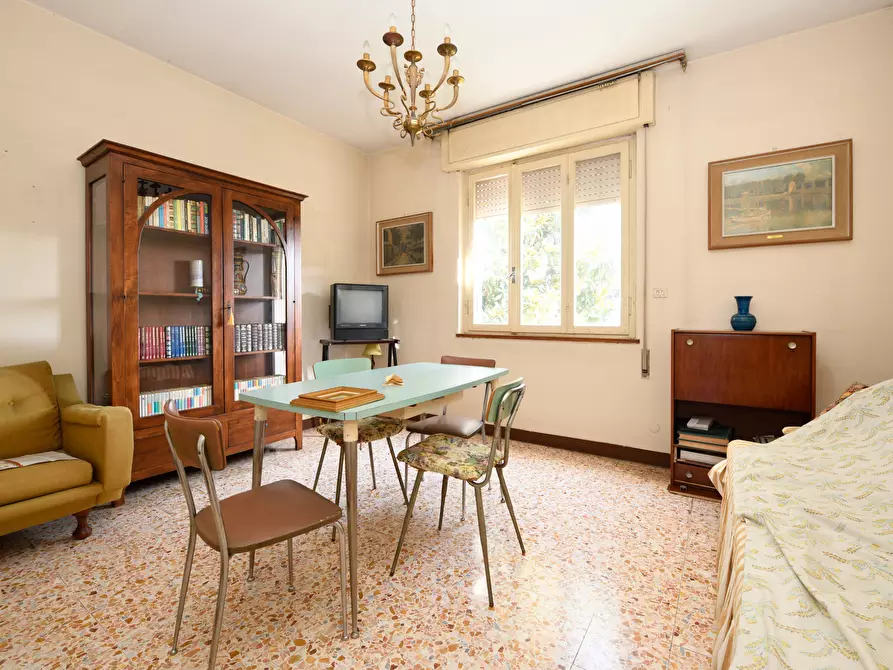 Immagine 18 di Villa in vendita  in Via Dolarici a Desenzano Del Garda