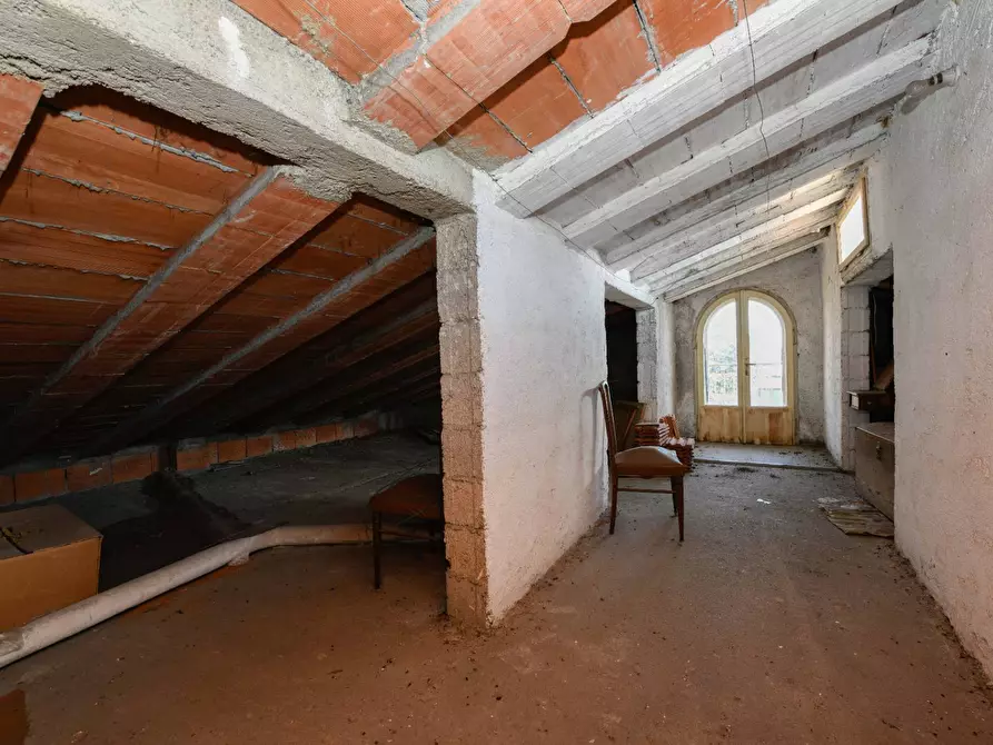 Immagine 29 di Villa in vendita  in Via Dolarici a Desenzano Del Garda